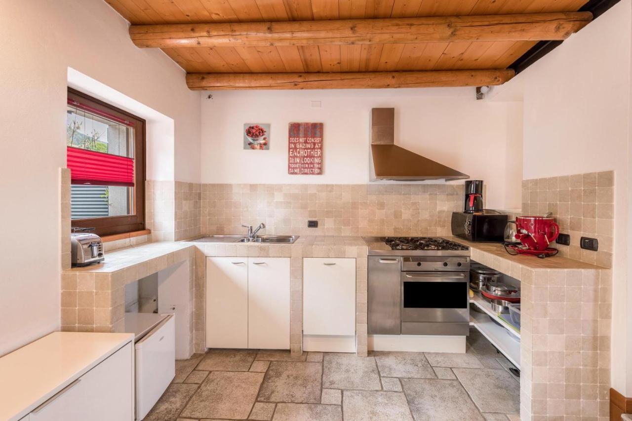Casa Rustico Villa Costermano Luaran gambar