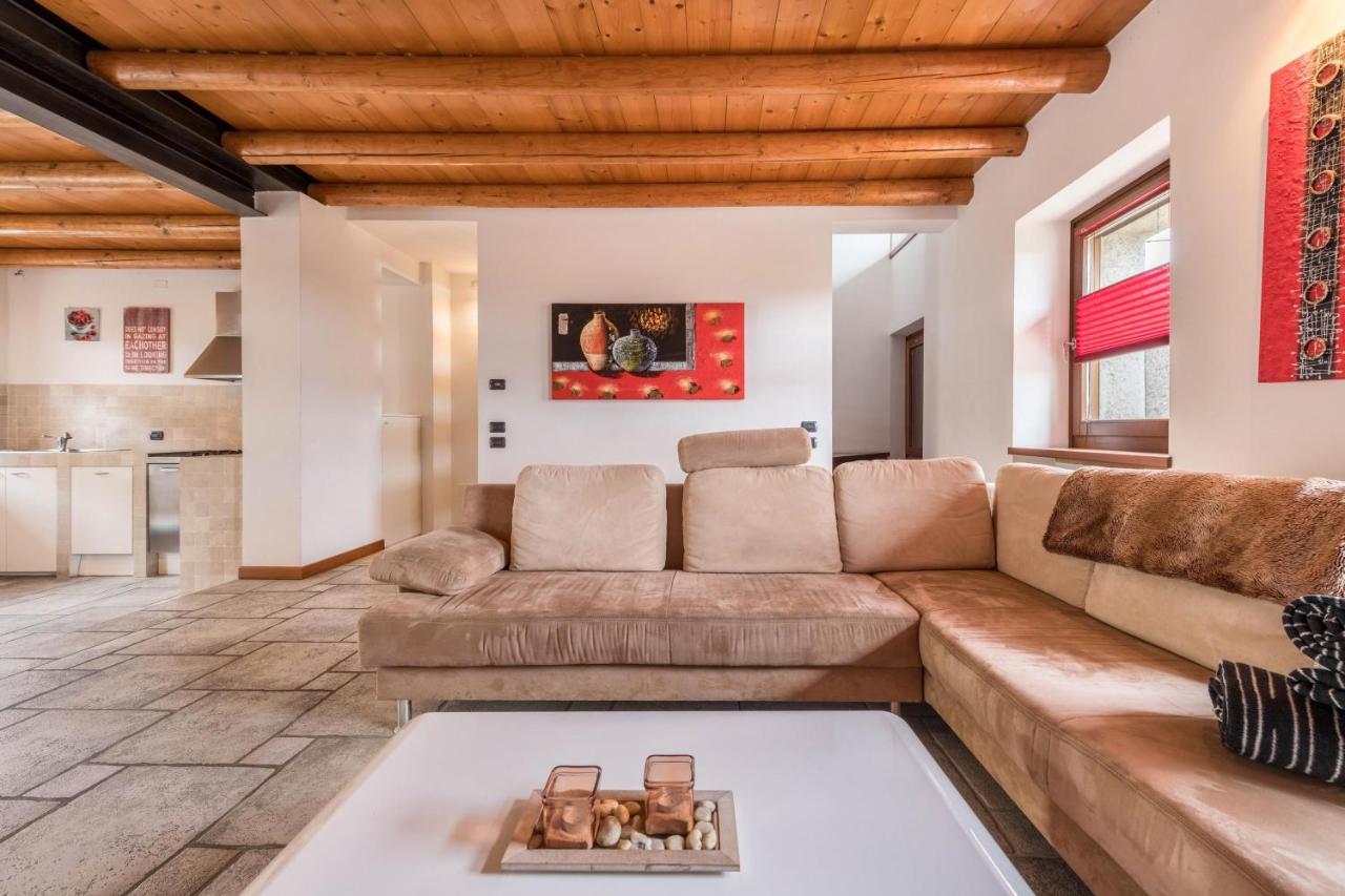 Casa Rustico Villa Costermano Luaran gambar