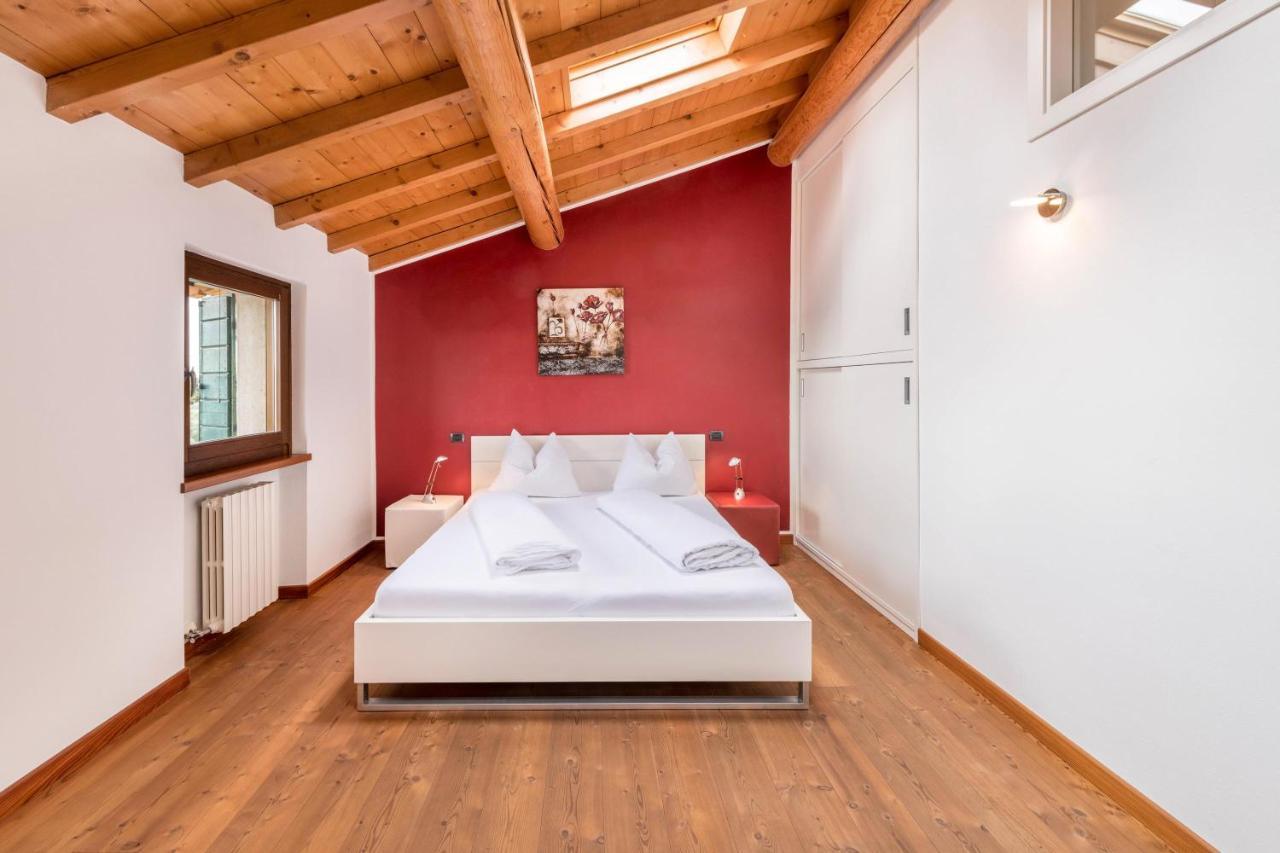 Casa Rustico Villa Costermano Luaran gambar
